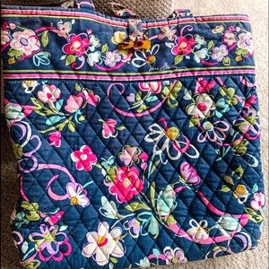 Vera Bradley 🌼 Tote (M)